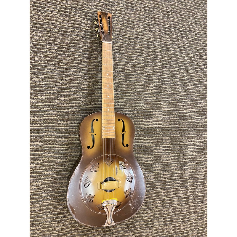 National Triolian Resonater guitar
