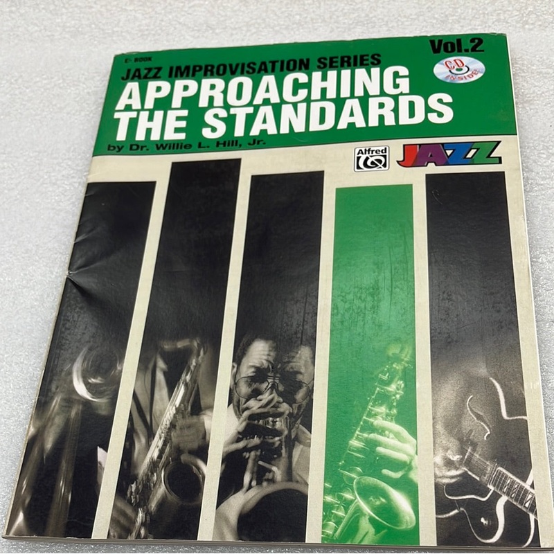 Approaching The Standards : Volume 2 : Eb (Book)